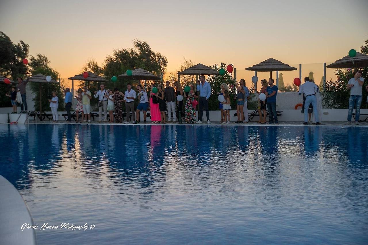 Mikri Vigla Hotel Buitenkant foto