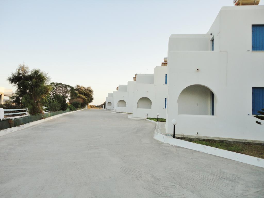 Mikri Vigla Hotel Buitenkant foto